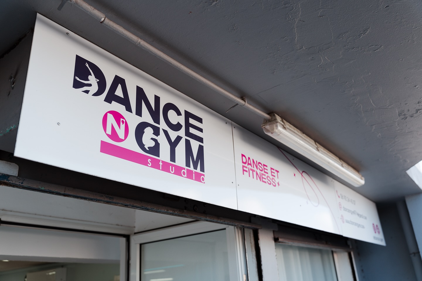 DANCE N’ GYM